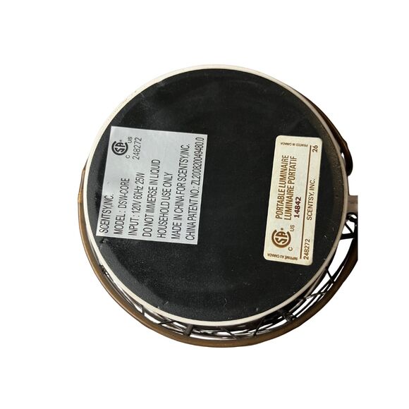 Scentsy Rustic Wire Cage Electric Wax Warmer - White Ceramic - 25W - Picture 7 of 8